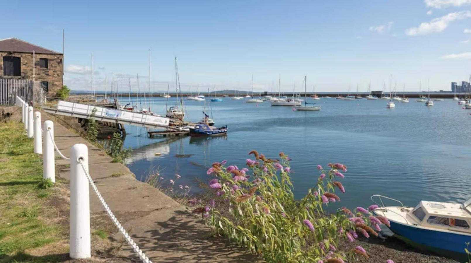 Lovely Sea Rooms, Easy Access To Centre & Airport Édimbourg